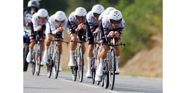 Il Team UAE conquista il primo posto nella cronometro a squadre della quinta tappa della Vuelta a España Il Team UAE conquista il primo posto nella cronometro a squadre della quinta tappa della Vuelta a España